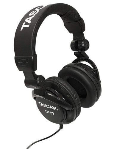 Tascam TH-02 closed-back headphones